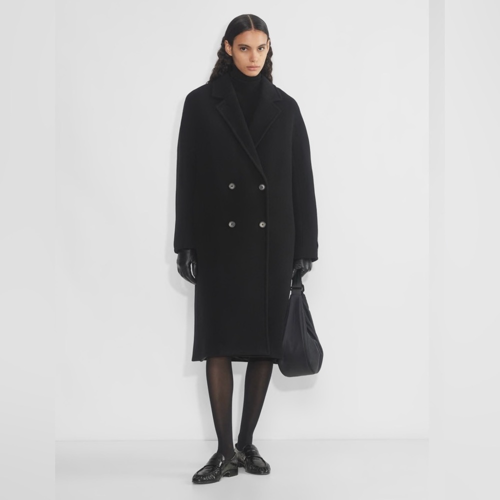 Aritzia Babaton Slouch Coat in Black (Size XS).